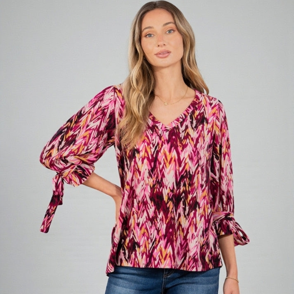 🪷NWOT Sew In Love Abstract Top *never worn